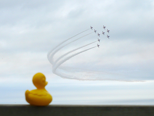 Duck Day 236 (24082009) - The Red Arrows