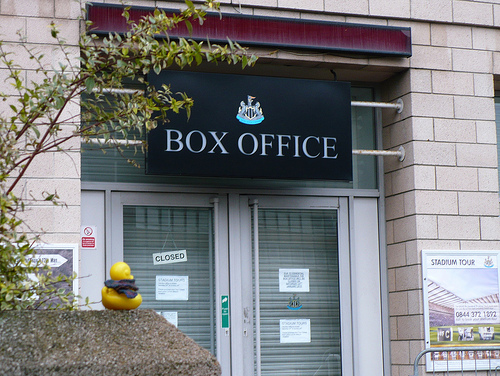 Duck Day 389 (24012010) - Newcastle box office